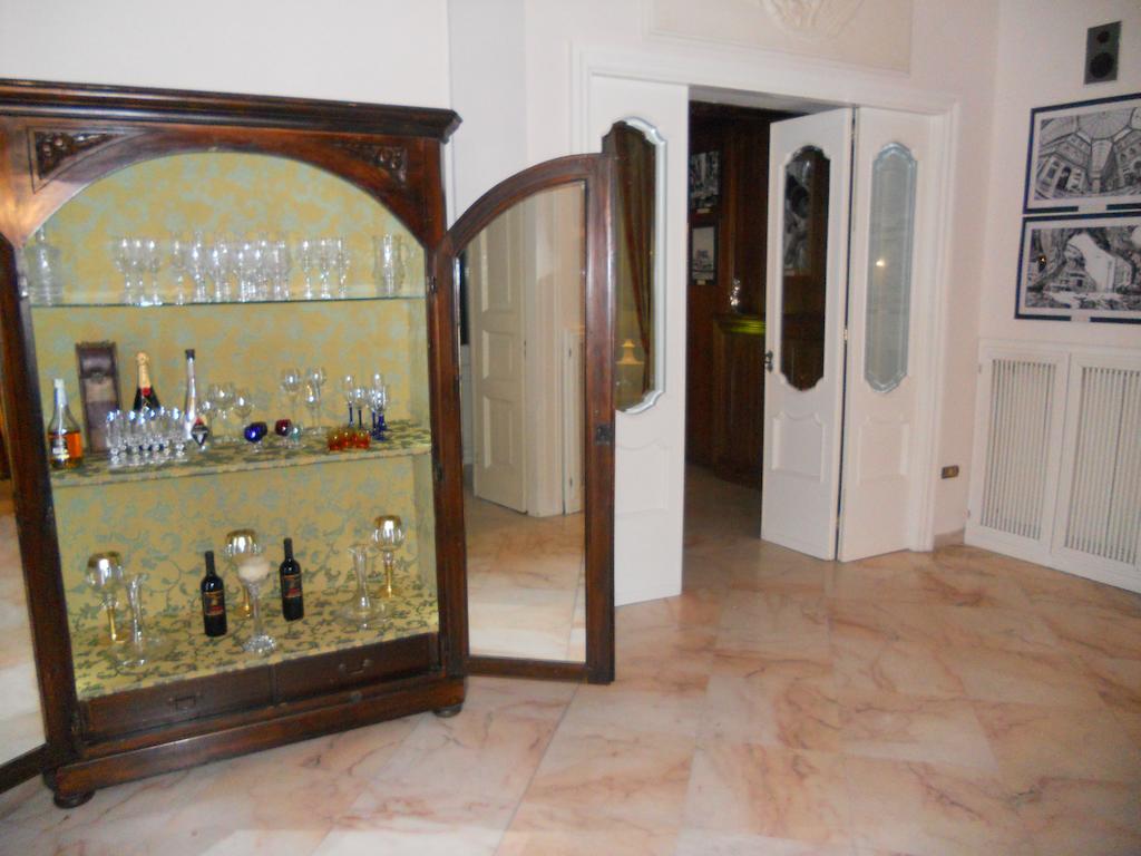 Palazzo Magnocavallo B&B Napels Buitenkant foto